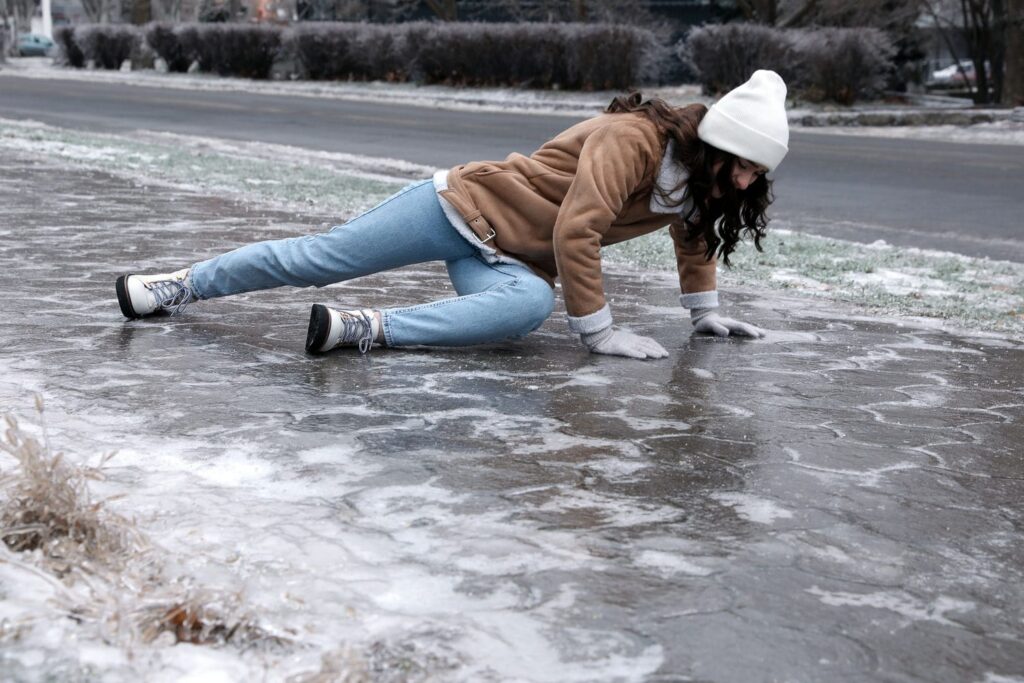 ice slip and fall
